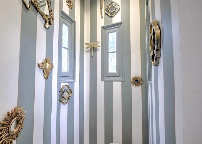 Chez Jeannette Apartment